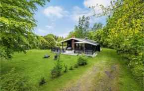 Beautiful Home In Glesborg With Wifi, Glesborg